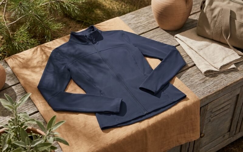 Best Lightweight Track Jackets for Modest Walking (2026)